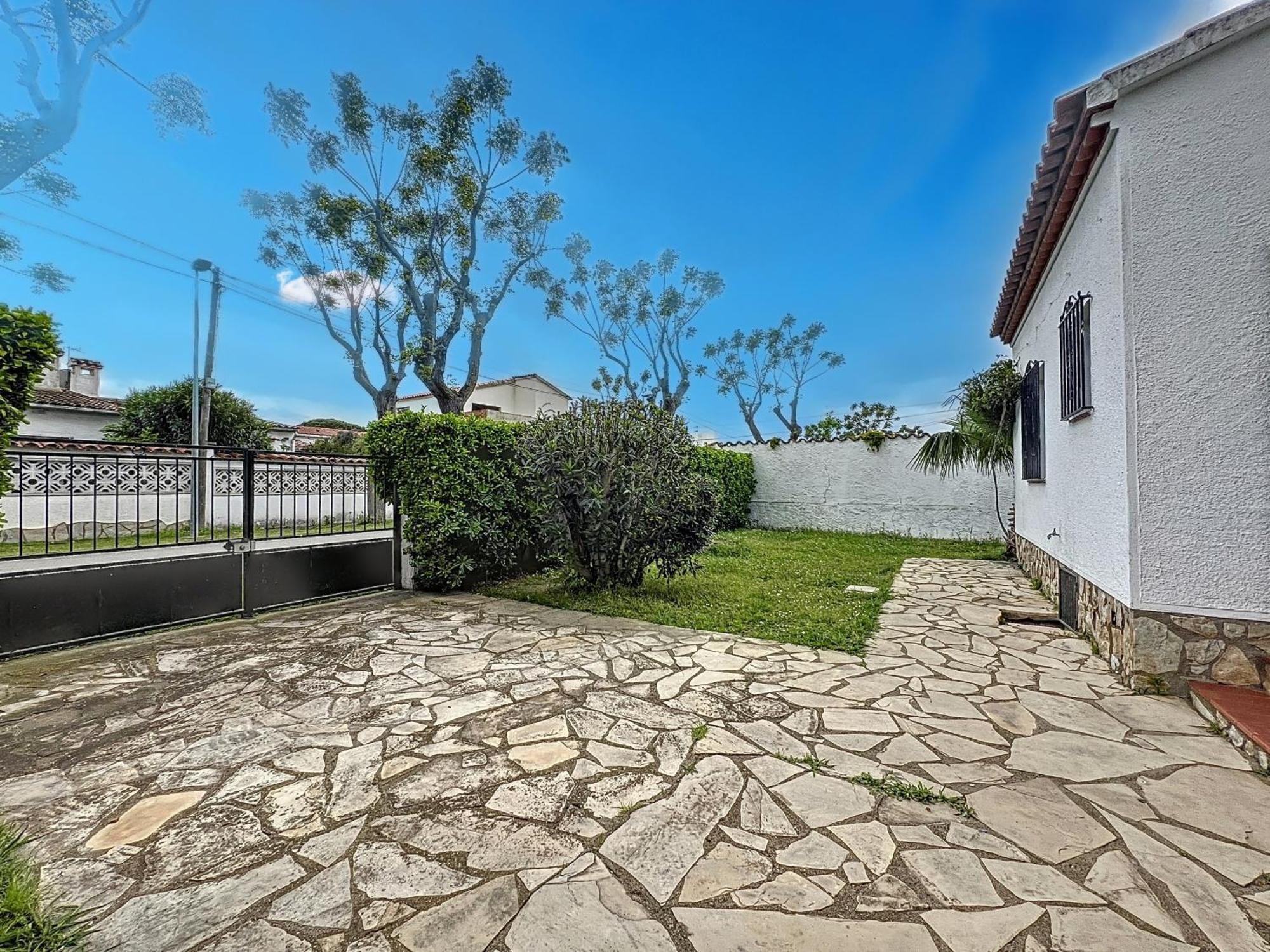 Requesens Villa Empuriabrava Bagian luar foto